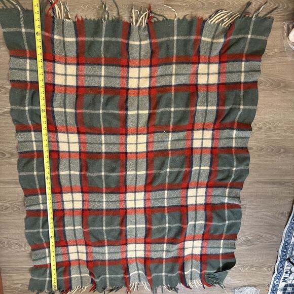Vintage Wool Plaid Cutter Blanket 41x51 Green Red Tartan RL Christmas Style - Picture 7 of 7